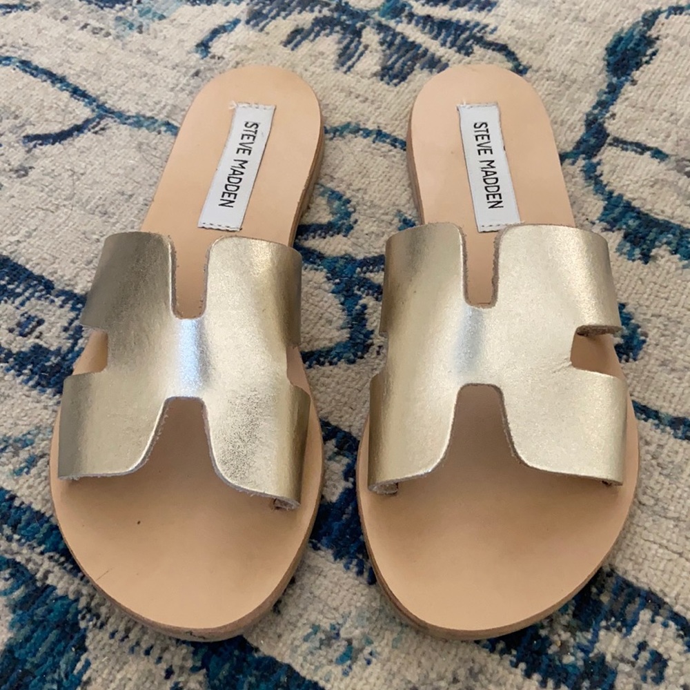 Steven Madden Gold Greece Sandals size 6.5